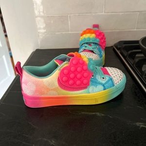 Sketchers PopIt shoes